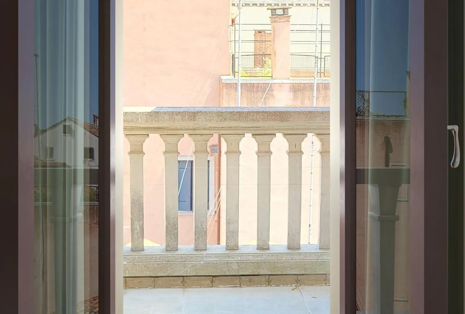 Numa Venice Forcola 4*,