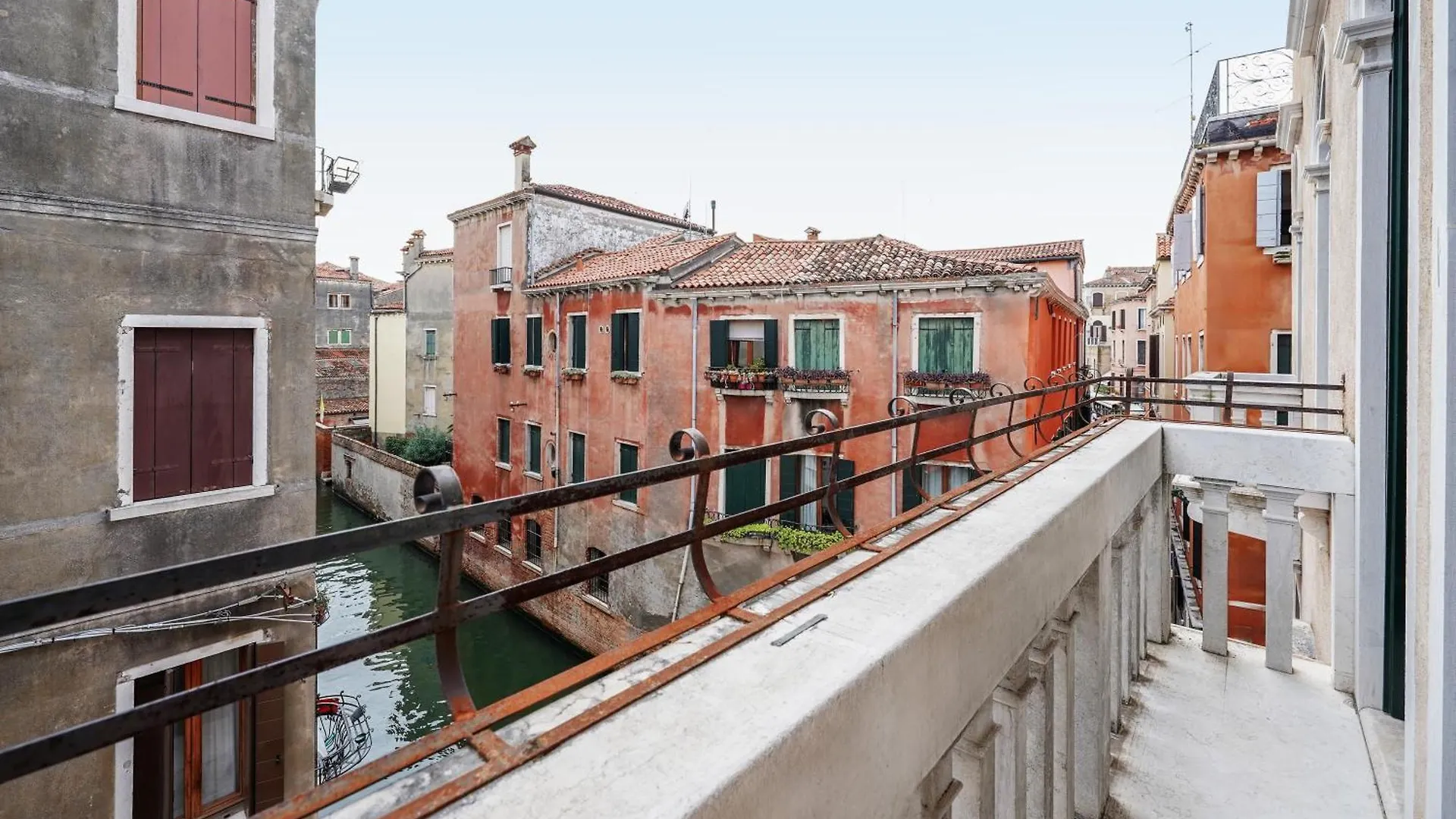 Numa Venice Forcola 4*,